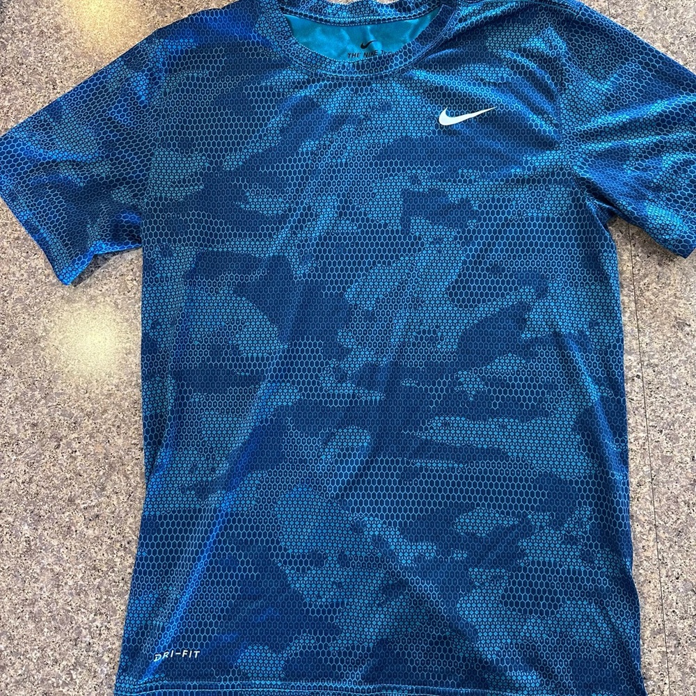 Men’s Nike Dri Fit Tee Blue, Small
